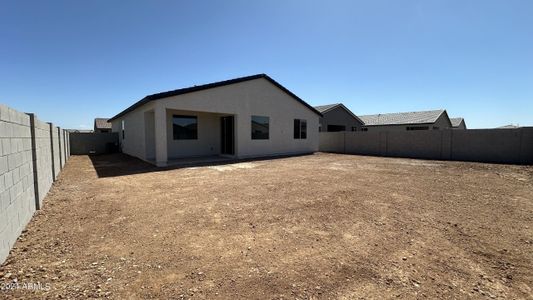 New construction Single-Family house 3411 E Valleyhigh Trail, San Tan Valley, AZ 85143 Marigold Homeplan- photo 18 18