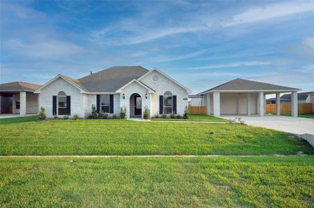 New construction Single-Family house 2105 Palmilla Road, League City, TX 77539 - photo 0