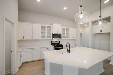 New construction Single-Family house 8711 Hedford Flats, San Antonio, TX 78254 Concord- photo 4 4