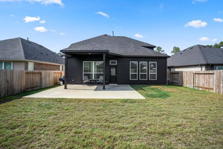 New construction Single-Family house 15191 N Heron Heights Way, Magnolia, TX 77354 - photo 38 38