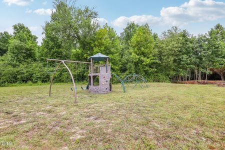 New construction Single-Family house 172 Santa Rosa Way, Four Oaks, NC 27524 - photo 34 34