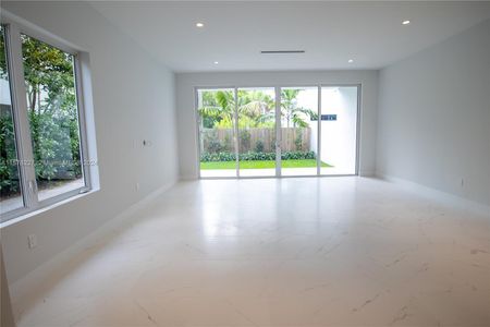 New construction Townhouse house 3374 Day Ave, Miami, FL 33133 - photo 10 10