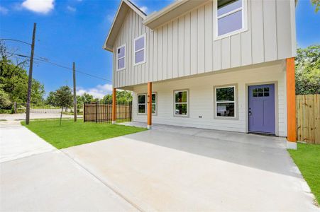New construction Single-Family house 8361 Tate Street, Houston, TX 77028 - photo