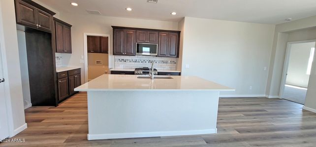 New construction Single-Family house 5709 N Coyote Hill Road, Eloy, AZ 85131 - photo 6 6