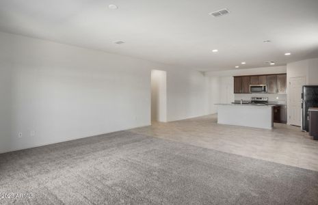 New construction Single-Family house 43685 W Cypress Lane, Maricopa, AZ 85138 Lantana- photo 8 8