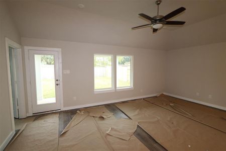 New construction Single-Family house 1208 Filly Creek Drive, Alvin, TX 77511 Boone- photo 10
