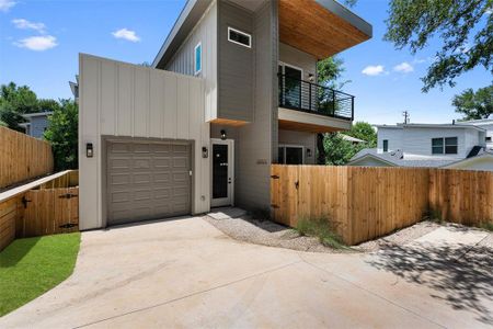 New construction Single-Family house 3602 Grant St, Unit 2, Austin, TX 78721 - photo 0