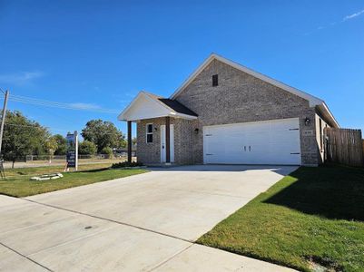 New construction Single-Family house 10501 Mahogany Wood Way, Fort Worth, TX 76140 - photo 0