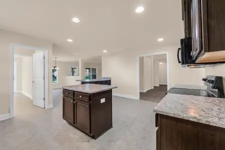New construction Single-Family house 5488 Knights Landing Drive, Lakeland, FL 33810 - photo 19 19