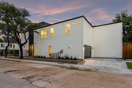 New construction Single-Family house 1002 Bayonne Street, Dallas, TX 75212 - photo 25 25