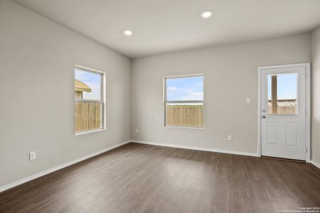 New construction Single-Family house 2662 Downsbury Rd, New Braunfels, TX 78130 - photo 8 8