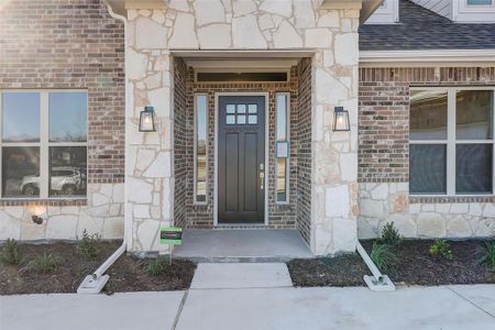 New construction Single-Family house 930 Reeves Dr, DeSoto, TX 75115 - photo 4 4
