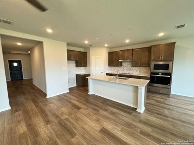 New construction Single-Family house 7819 Viper Cove, San Antonio, TX 78253 Makenzie Homeplan- photo 6 6