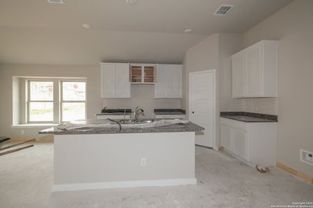 New construction Single-Family house 1108 Water Valley, Seguin, TX 78155 Esparanza- photo 6 6