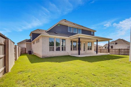 New construction Single-Family house 376 Dr Olympic Park, Kyle, TX 78640 Classic Series - Stanford- photo 14 14