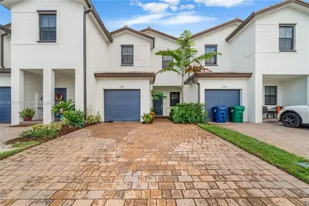 New construction Townhouse house 13118 Sw 232Nd Ter, Miami, FL 33170 - photo 0