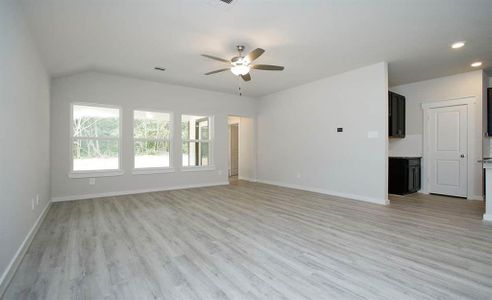New construction Single-Family house 4740 Peony Green Drive, Katy, TX 77493 Paramount- photo 6 6