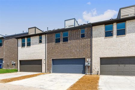 New construction Townhouse house 2917 Alto Drive, Sachse, TX 75048 Columbia Homeplan- photo 36 36