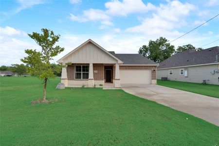 New construction Single-Family house 3709 Washington Street, Greenville, TX 75401 Basswood- photo 6 6