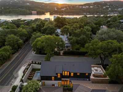 New construction Single-Family house 1501 Rockmoor Ave, Austin, TX 78703 - photo 2 2