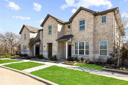 New construction Townhouse house 202 Wagon Spoke Way, Fort Worth, TX 76120 - photo 0