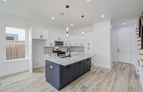 Beautiful Kitchen with granite counter tops