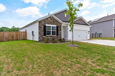 New construction Single-Family house 474 Silver Maple Drive, Fuquay Varina, NC 27526 - photo 1 1