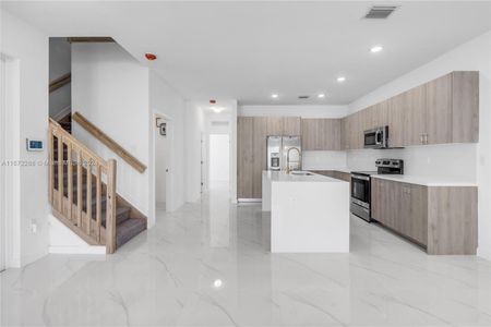 New construction Townhouse house 22427 SW 125th Avenue, Unit B, Miami, FL 33177 - photo 8 8