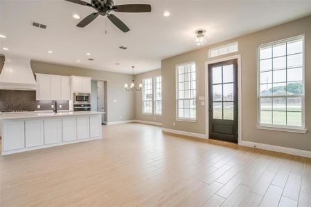 New construction Single-Family house 2316 Builder Road, Crowley, TX 76036 - photo 6 6