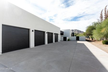 New construction Single-Family house 8302 N Mockingbird Lane, Paradise Valley, AZ 85253 - photo 49 49