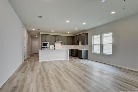 New construction Single-Family house 7815 Viper Cove, San Antonio, TX 78253 Alyssa Homeplan- photo 8 8