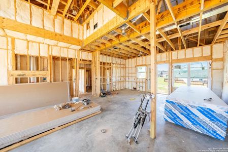 New construction Single-Family house 124 E Magnolia Cir, La Vernia, TX 78121 - photo 5 5