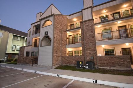 New construction Condo/Apt house 6108 Abrams Road, Unit 211, Dallas, TX 75231 - photo 0