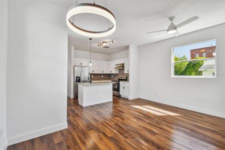 Living area + kitchen