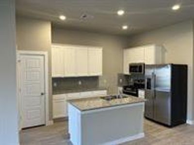 New construction Single-Family house 839 Deerhurst Lane, Magnolia, TX 77354 - photo 5 5
