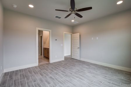 New construction Single-Family house 11115 Lowder Lane, San Antonio, TX 78233 Journey- photo 19 19