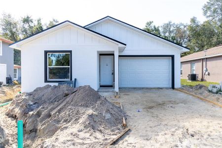 New construction Single-Family house 820 Ave R Ne, Winter Haven, FL 33881 - photo
