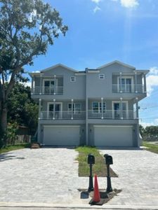 New construction Townhouse house 6818 S Sherrill St, Tampa, FL 33616 - photo