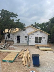 New construction Single-Family house 2213 Waterfront Park, Canyon Lake, TX 78133 - photo 8 8