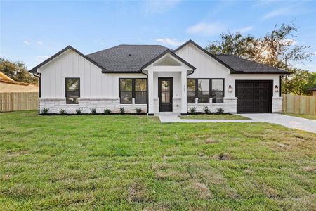 New construction Single-Family house 215 N 8Th Street, Beasley, TX 77417 - photo 0