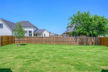 New construction Single-Family house 650 Obsidian Drive, Sherman, TX 75092 - photo 22 22