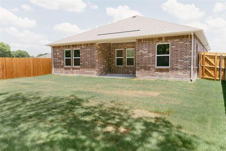 New construction Single-Family house 1310 Cole Drive, Trenton, TX 75490 - photo 1 1