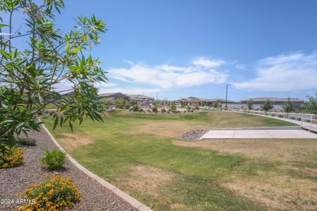 New construction Single-Family house 25287 N 144Th Drive, Surprise, AZ 85387 - photo 8 8