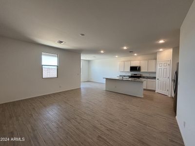 New construction Single-Family house 46969 W Cansados Road, Maricopa, AZ 85139 Larkspur Homeplan- photo 13 13