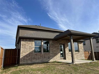 New construction Single-Family house 1676 Gracehill Way, Forney, TX 75126 Blanton Homeplan- photo 27 27