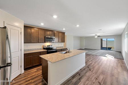 New construction Single-Family house 1019 W West Virginia Avenue, Florence, AZ 85132 - photo 4 4