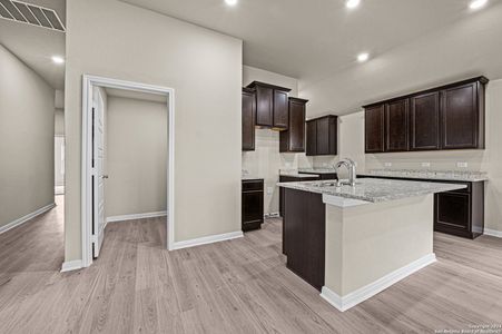 New construction Single-Family house 8439 Aloe Vera Trace, San Antonio, TX 78222 Eastland- photo 16 16
