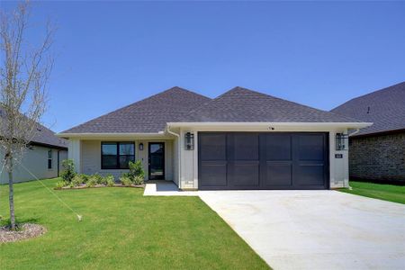 New construction Single-Family house 809 Rodgers Avenue, Godley, TX 76044 - photo 0 0
