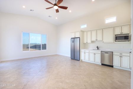 New construction Single-Family house 9457 W Coral Mountain Road, Casa Grande, AZ 85194 - photo 47 47