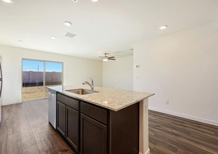 New construction Single-Family house 972 Feliz Street, Florence, AZ 85132 - photo 14 14